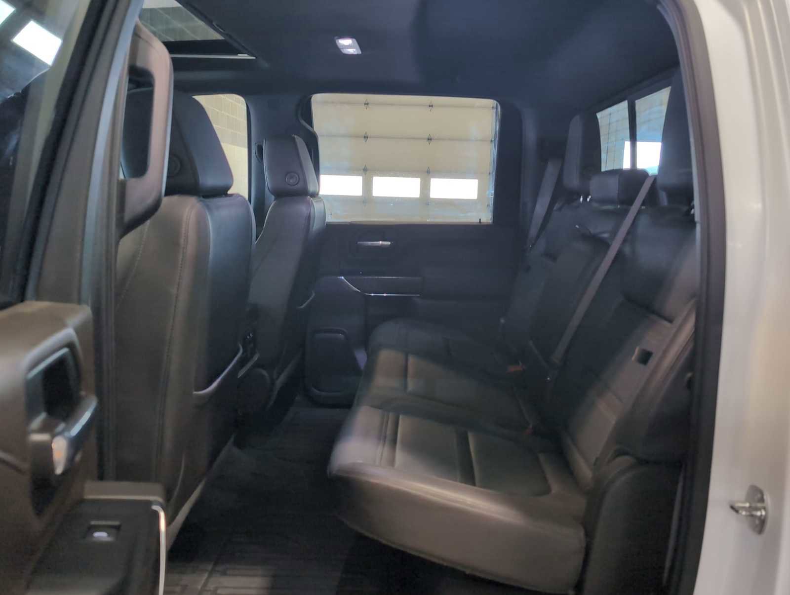 Used 2021 GMC Sierra 3500 Denali w/ Denali Ultimate Package image 26