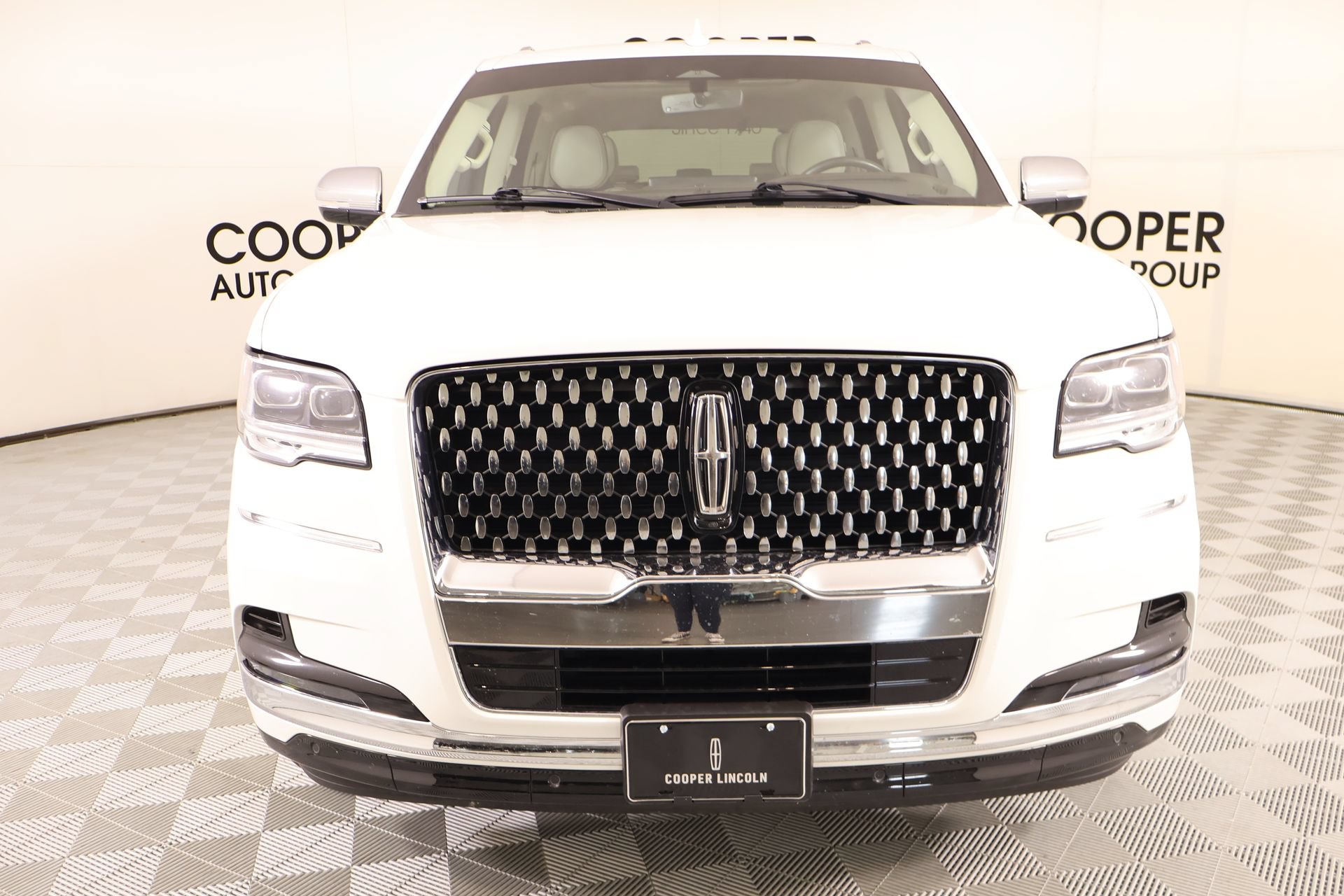 Used 2024 Lincoln Navigator Black Label AWD/4WD image 10
