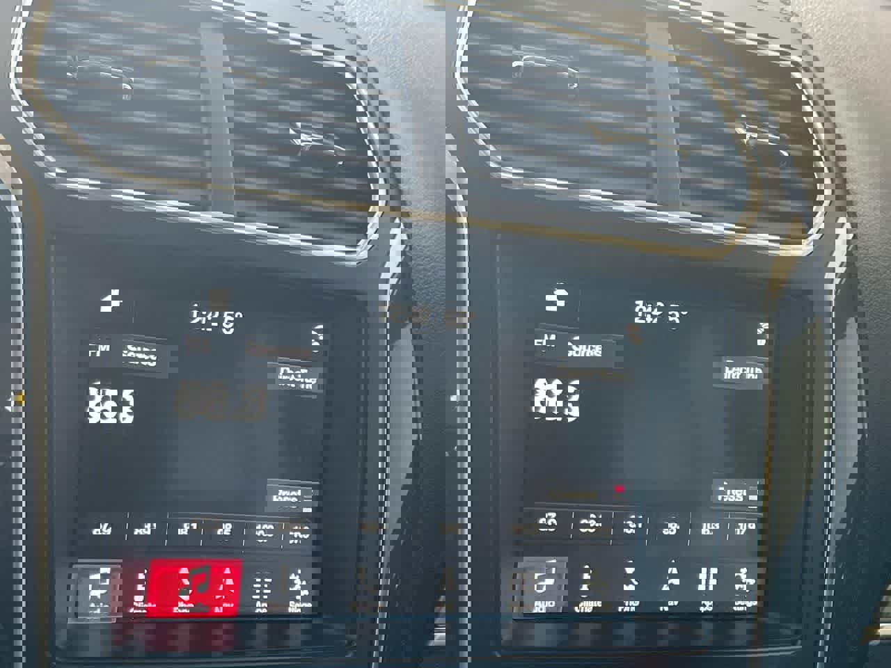 Used 2018 Ford Explorer Sport w/ Equipment Group 401A image 16