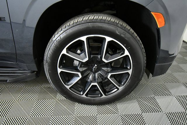 Used 2021 Chevrolet Tahoe RST w/ Luxury Package image 17