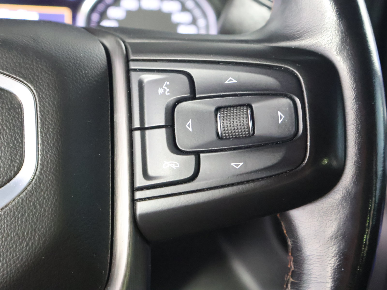 Used 2019 GMC Sierra 1500 AT4 w/ AT4 Premium Package AWD/4WD image 37