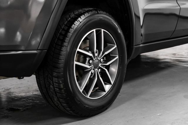 Used 2021 Jeep Grand Cherokee Limited AWD/4WD image 56
