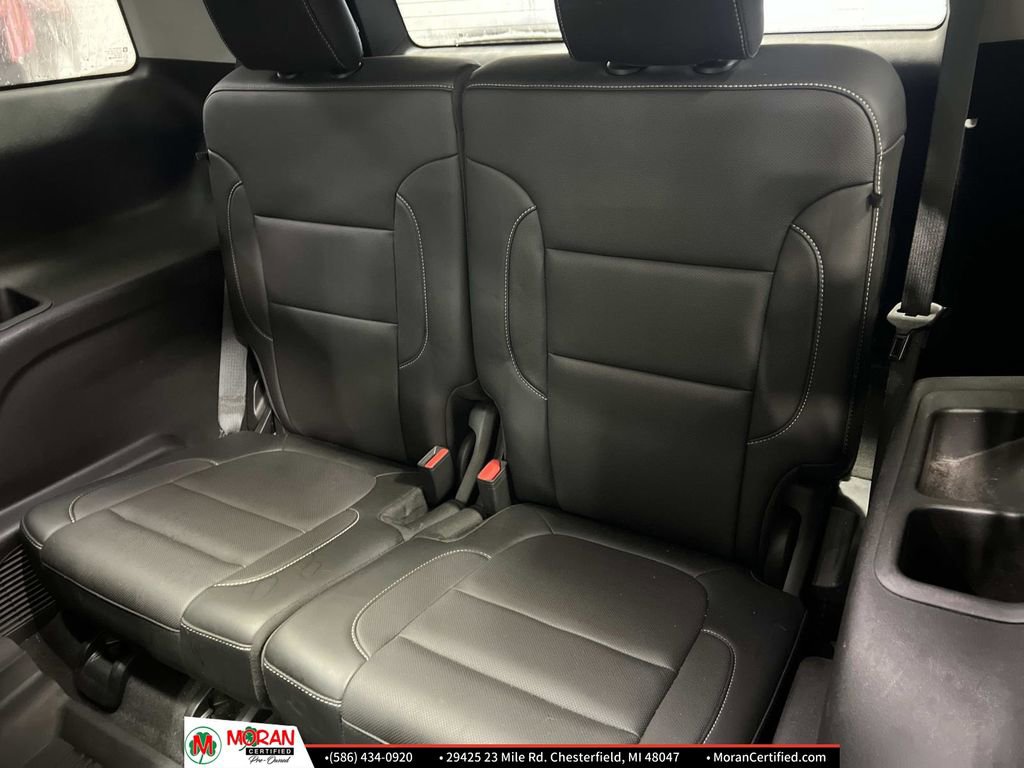 Used 2020 GMC Acadia SLT w/ Driver Alert Package II image 15