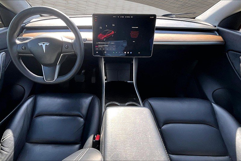 Used 2020 Tesla Model Y Long Range image 14