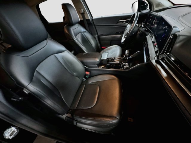 Certified 2025 Kia Sportage EX AWD/4WD image 28