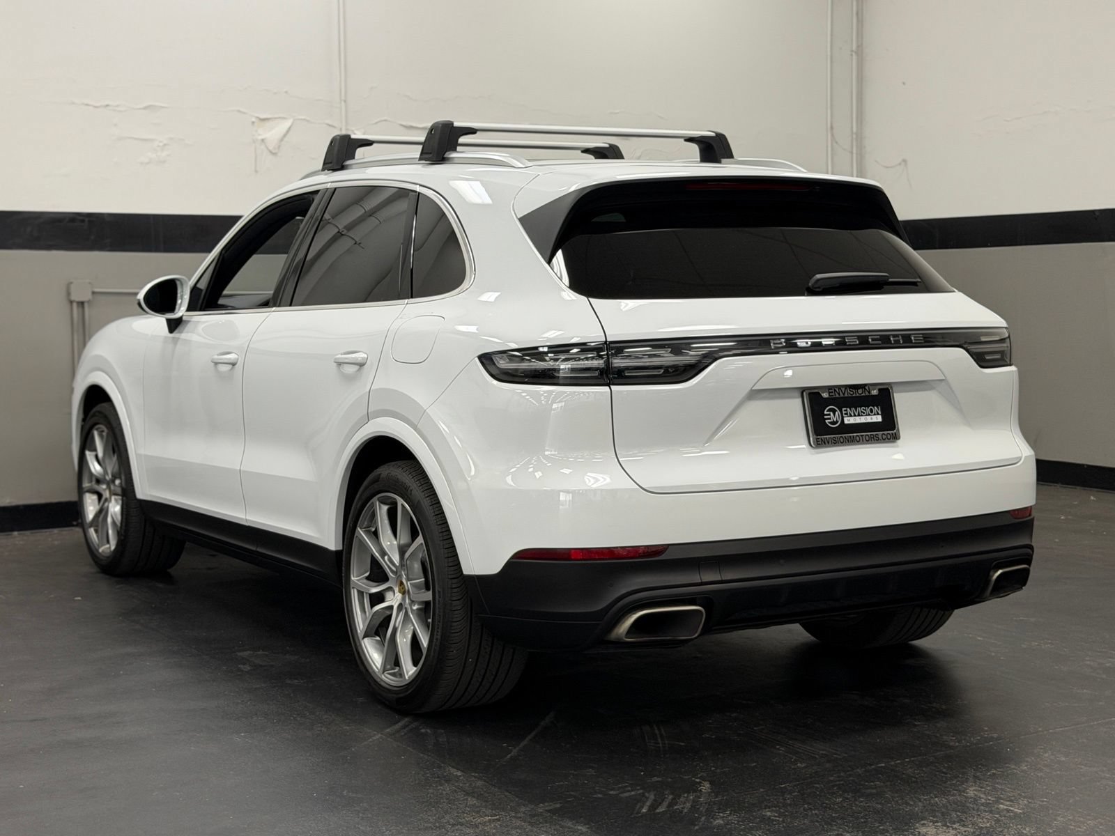 Used 2022 Porsche Cayenne E-Hybrid w/ Premium Package AWD/4WD image 10
