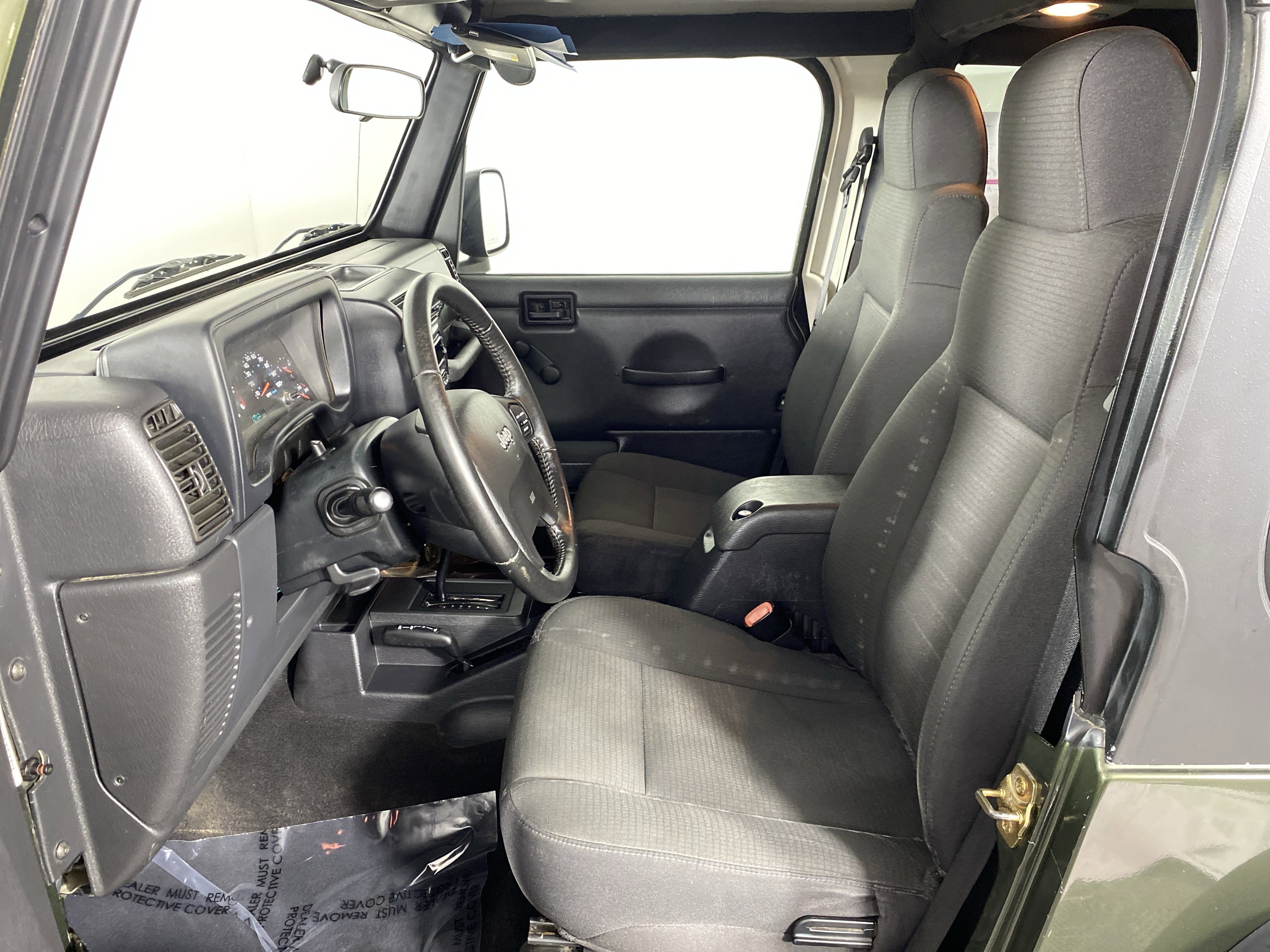 Used 2006 Jeep Wrangler X w/ Tire & Wheel Group (Ecco) AWD/4WD image 11