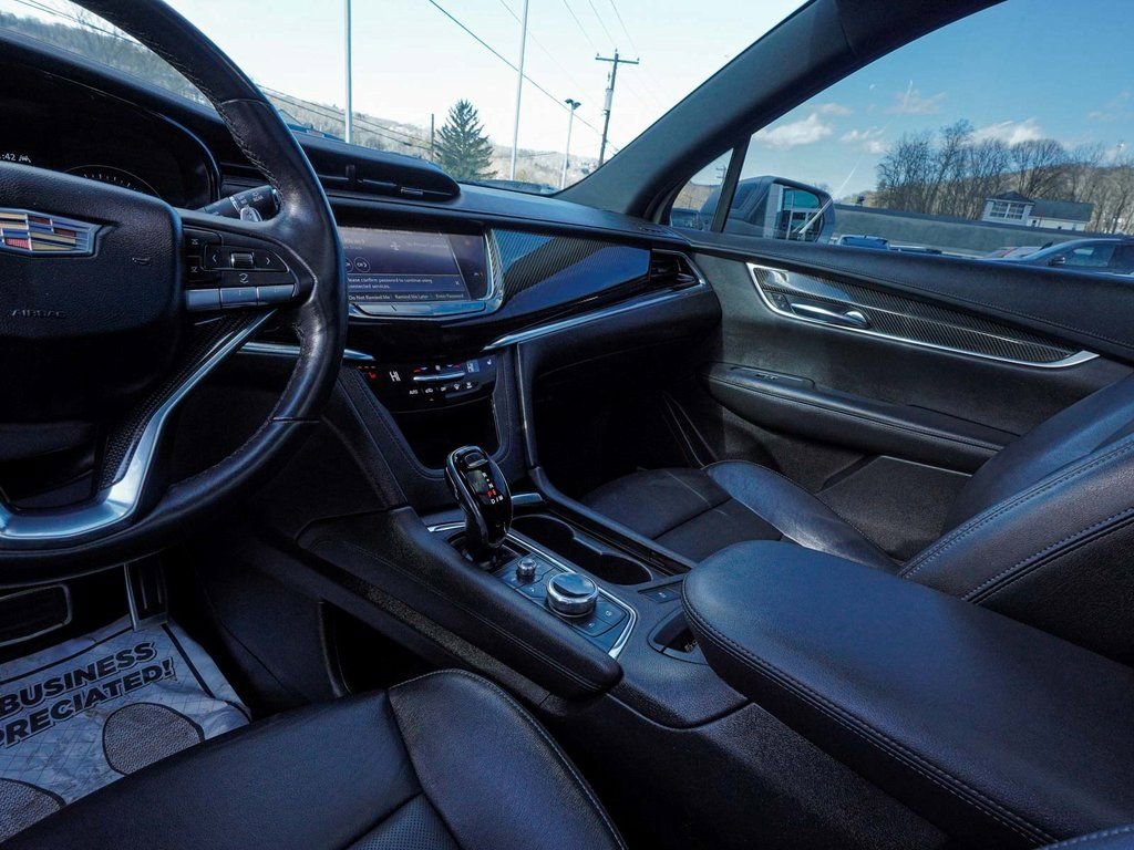 Used 2020 Cadillac XT6 Sport image 29