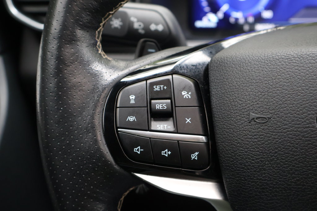 Used 2023 Ford Explorer ST w/ Equipment Group 401A AWD/4WD image 32