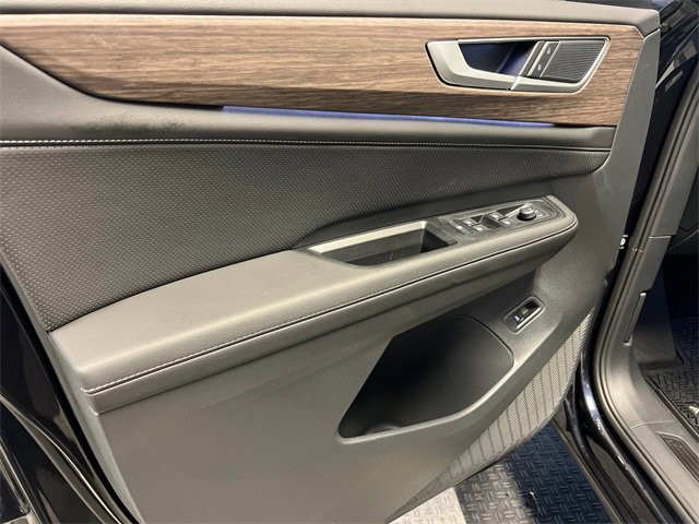 New 2026 Volkswagen Atlas SEL image 8