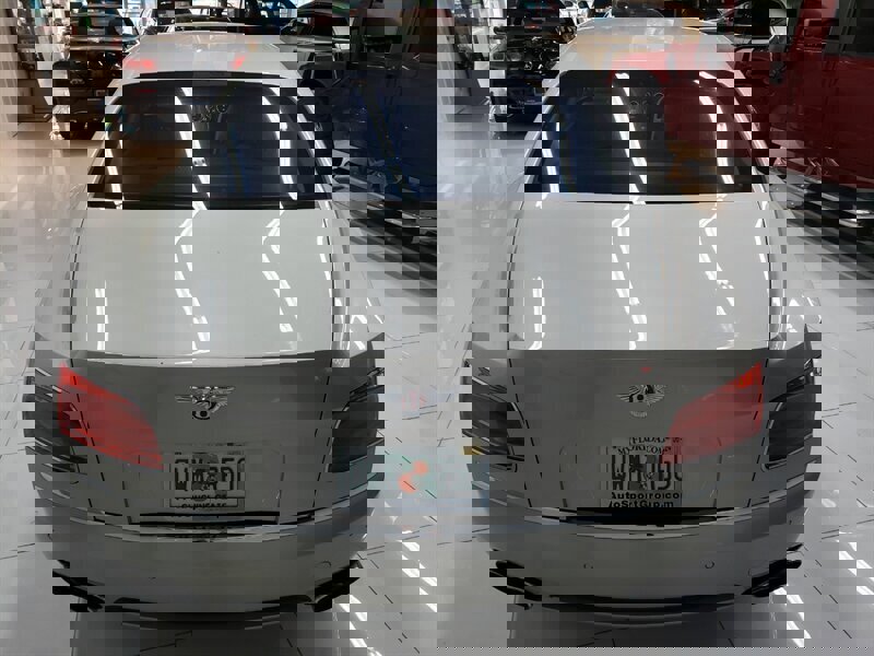 Used 2016 Bentley Flying Spur V8 image 4