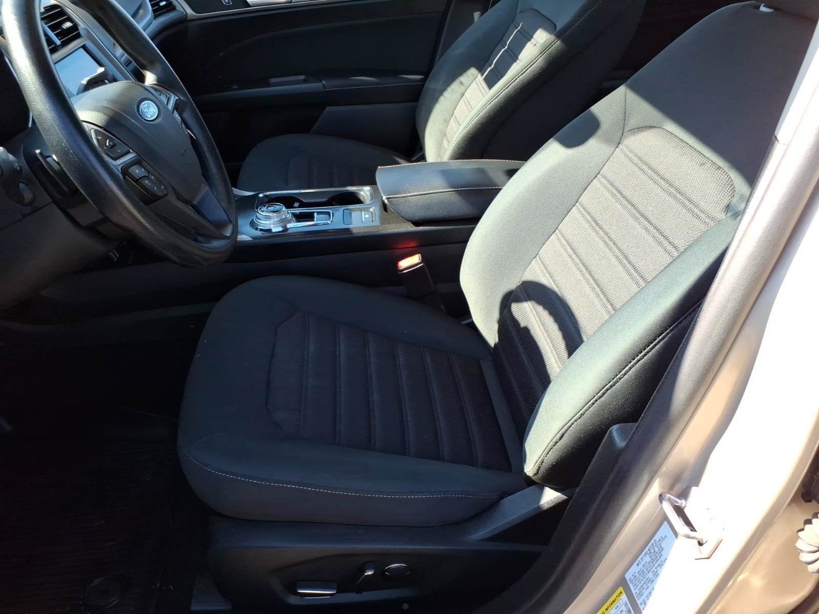 Certified 2019 Ford Fusion SE FWD image 15