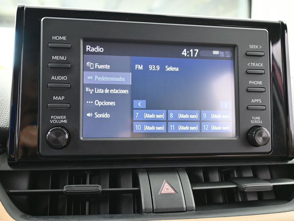 Used 2019 Toyota RAV4 LE image 22