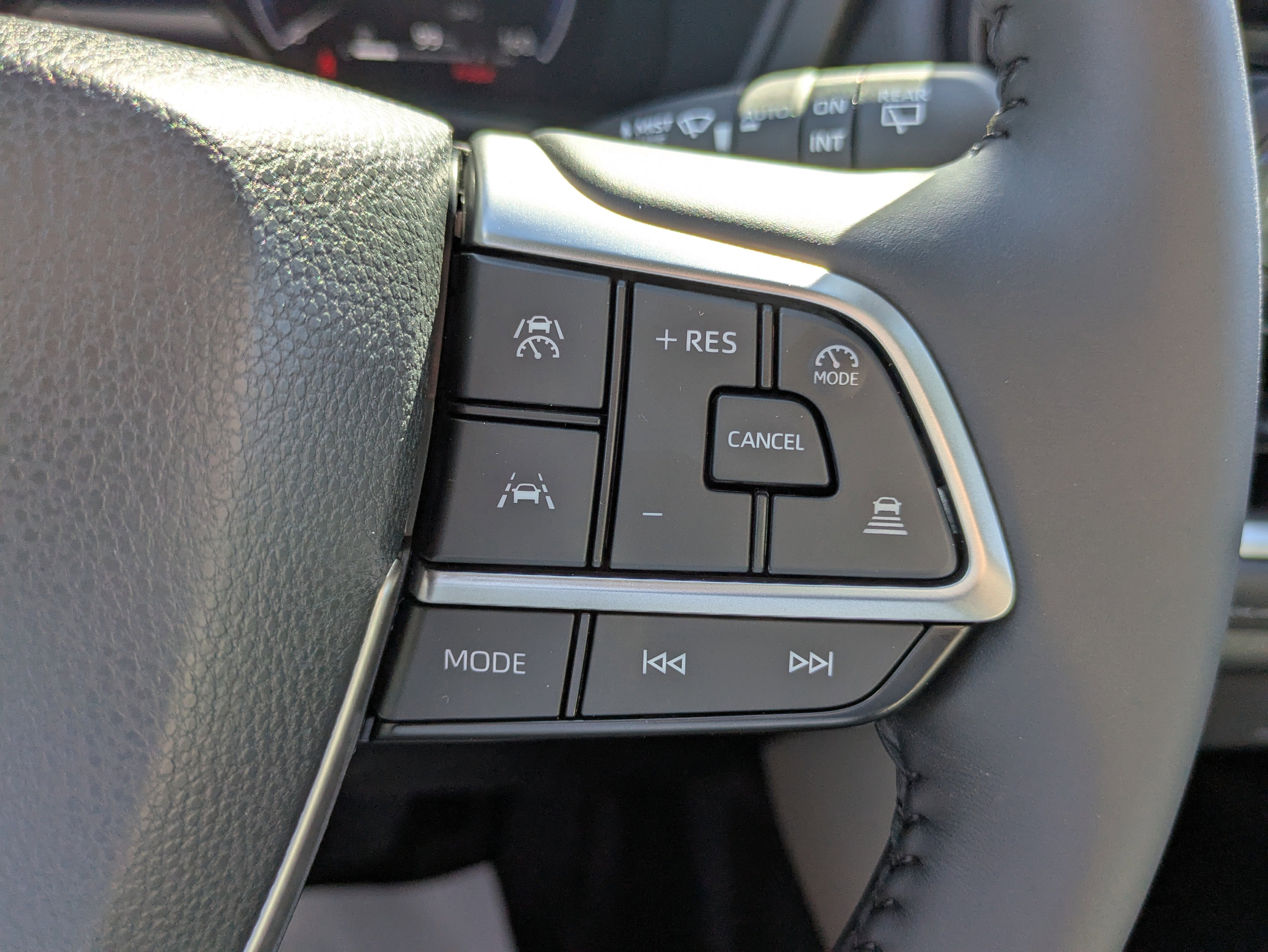 New 2025 Toyota Grand Highlander FWD image 23