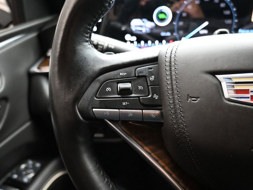 Used 2021 Cadillac Escalade ESV Premium Luxury Platinum image 26