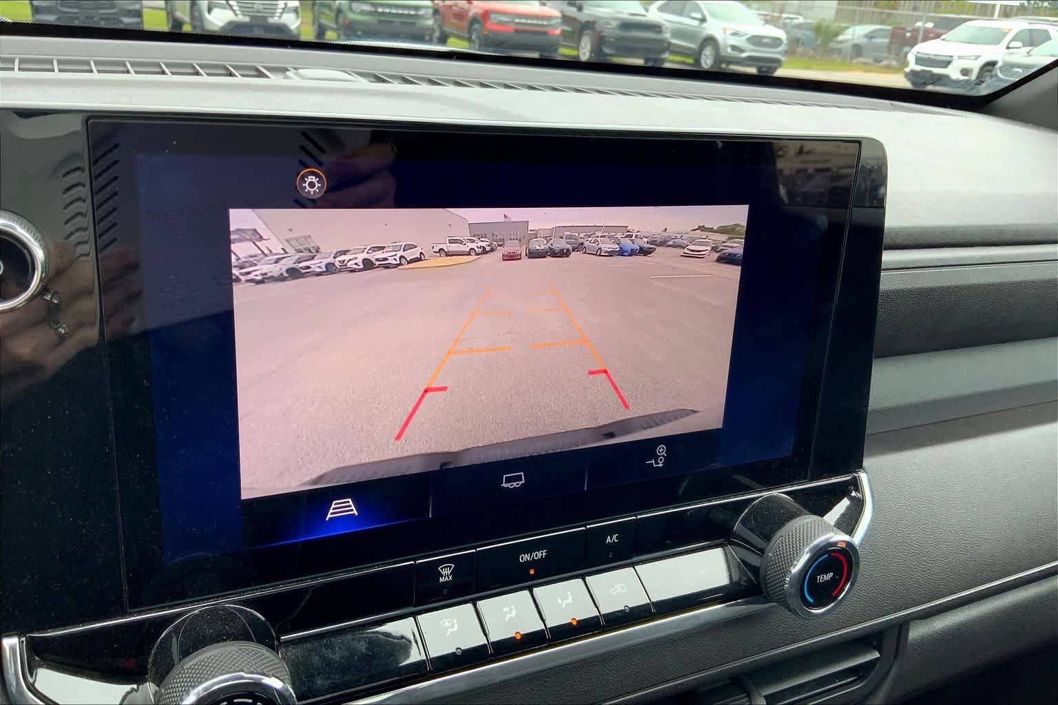 Used 2023 Chevrolet Colorado W/T image 25