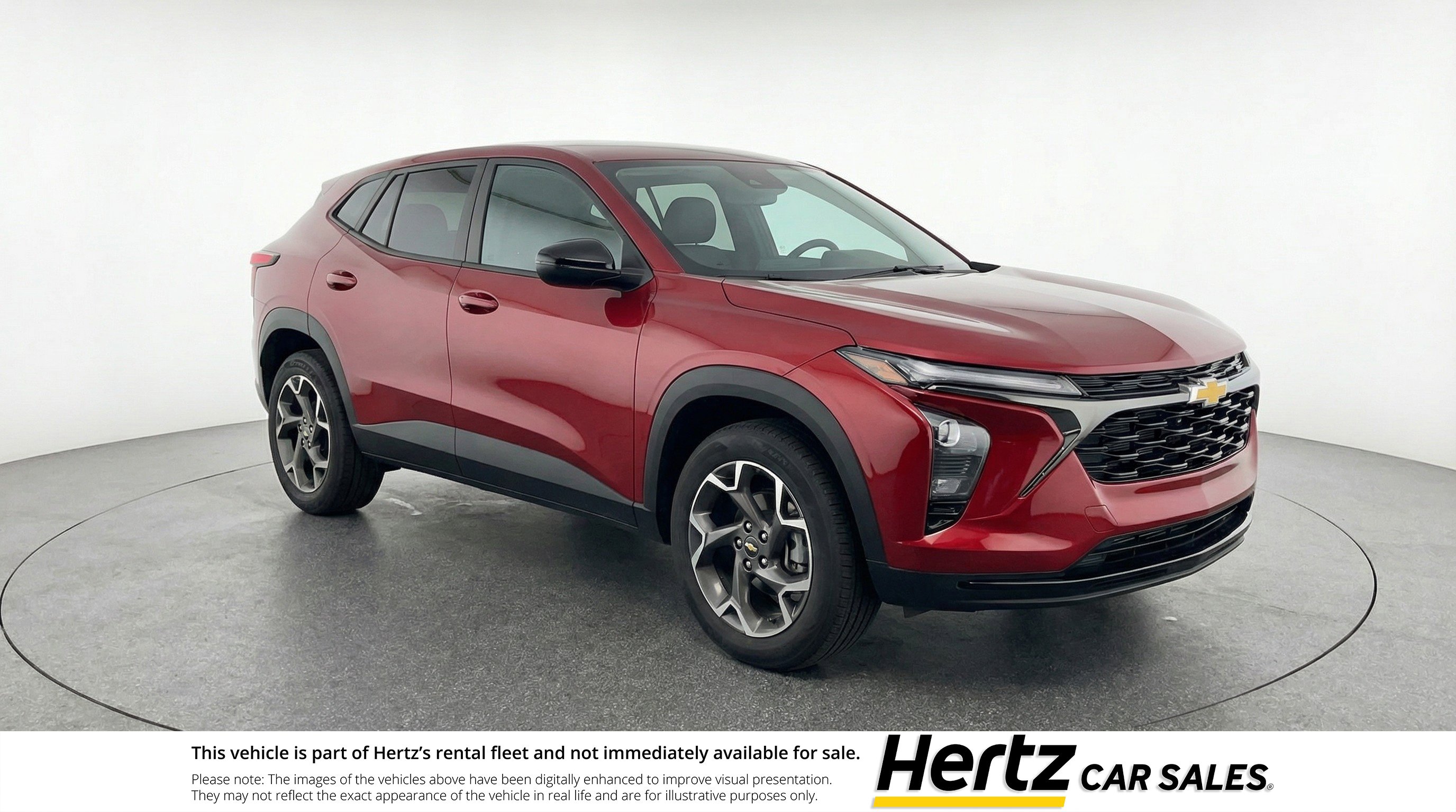 Used 2025 Chevrolet Trax LT image 1