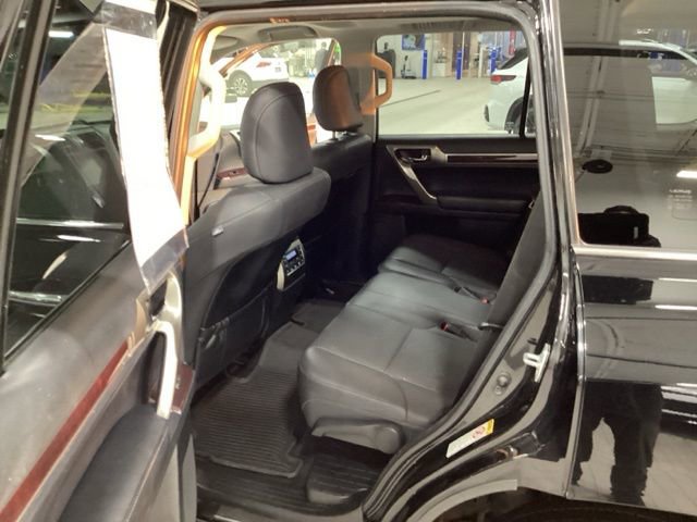 Used 2019 Lexus GX 460 Premium AWD/4WD image 12