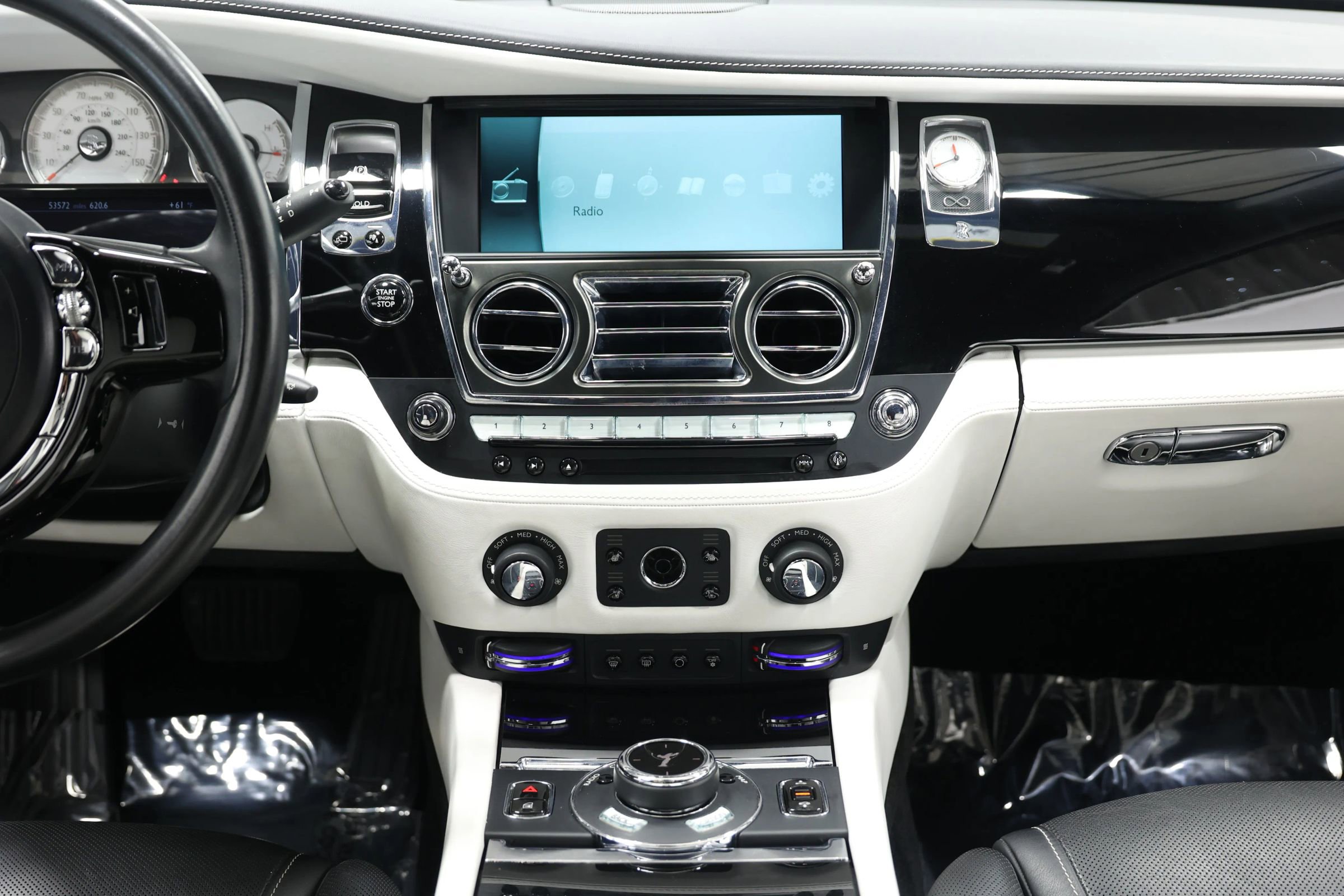 Used 2017 Rolls-Royce Ghost Series II Sedan 4D image 36