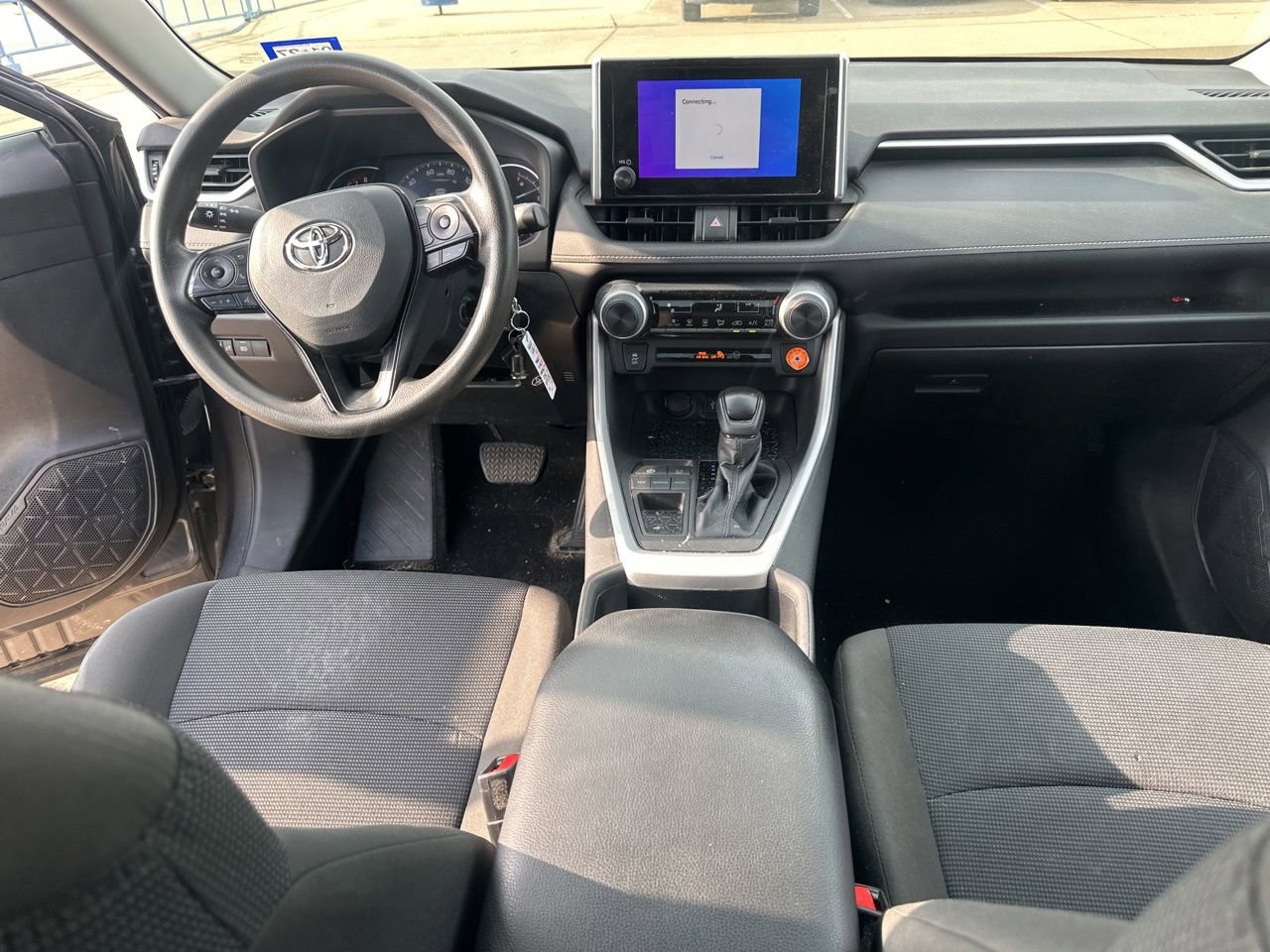 Used 2023 Toyota RAV4 LE FWD image 17
