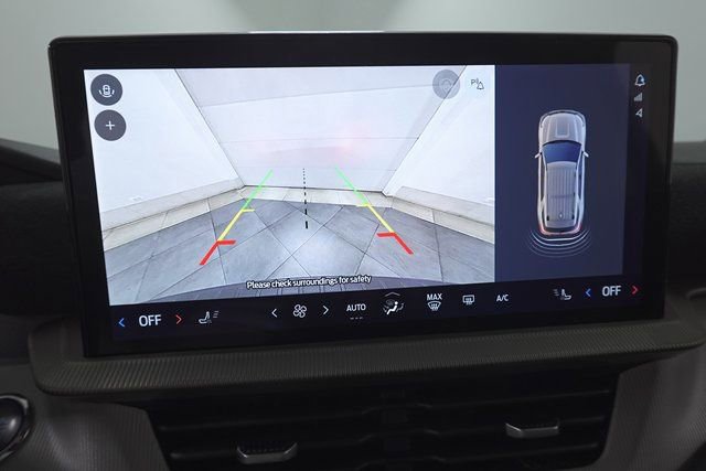 Certified 2025 Ford Explorer Active image 18