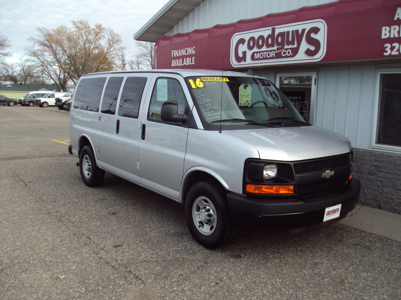 Used 2016 Chevrolet Express 2500 LS image 2
