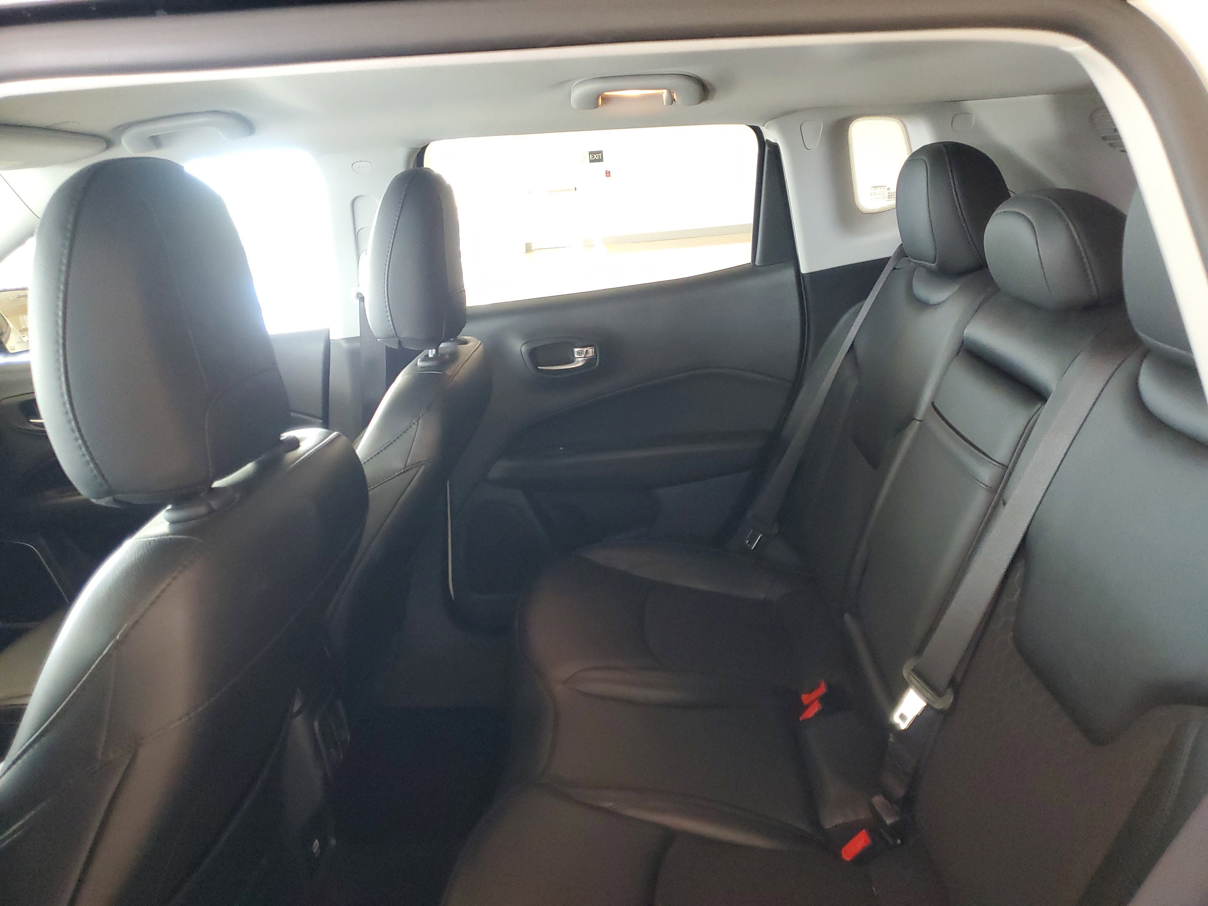 Used 2020 Jeep Compass Altitude image 14