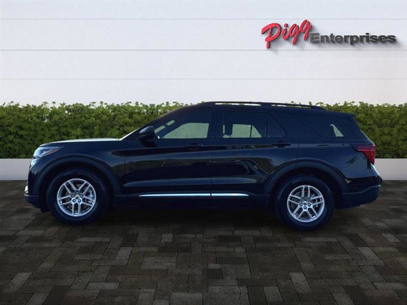 Used 2025 Ford Explorer Active image 4