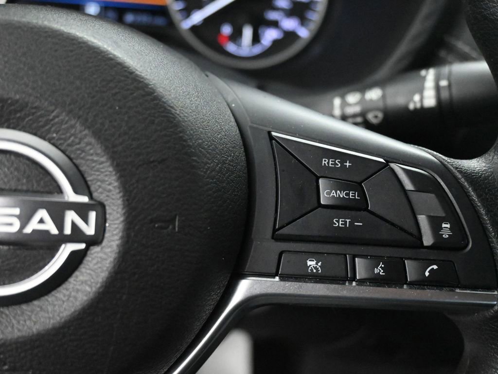 Used 2024 Nissan Sentra SV image 38