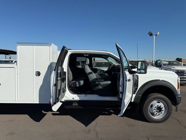 New 2026 Ford F550 4x4 SuperCab Super Duty image 30