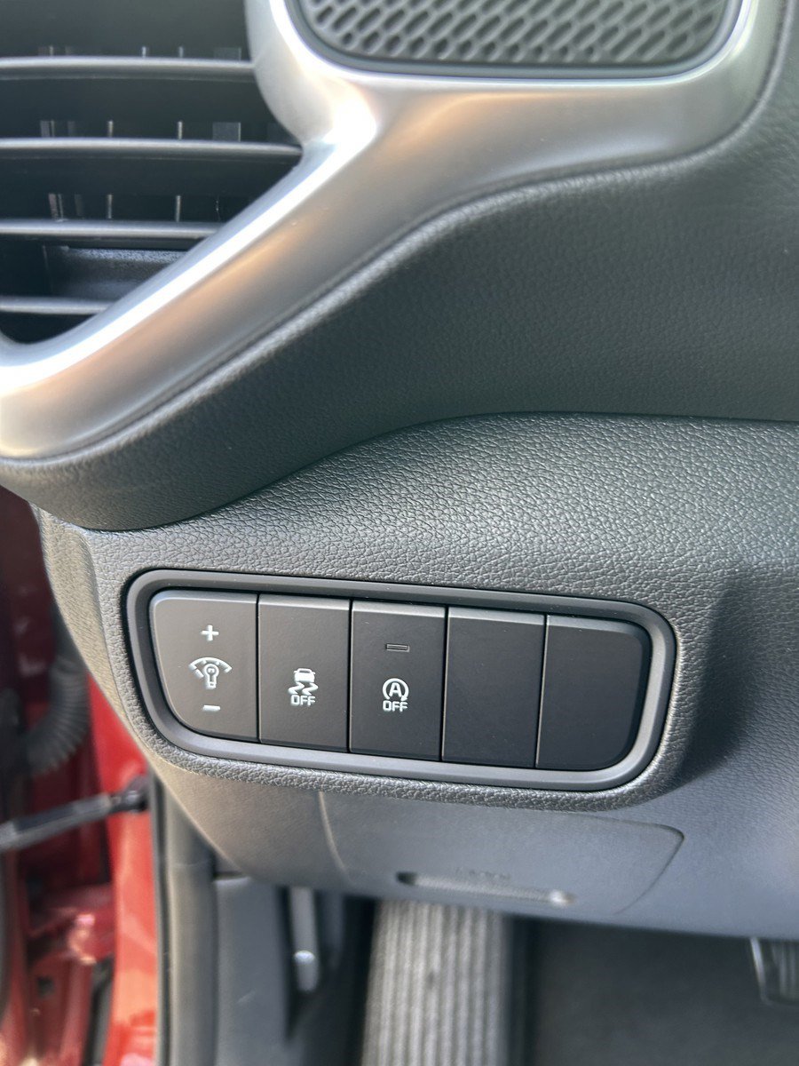 Used 2024 Kia Soul LX w/ Option Group 015 FWD image 14