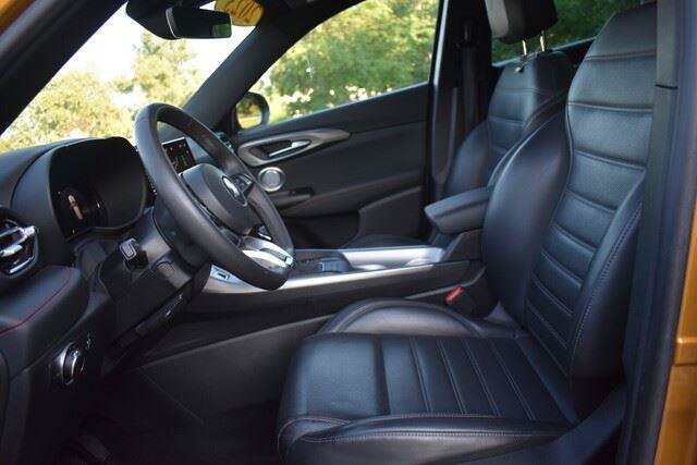 Used 2023 Dodge Hornet GT Plus w/ GT Blacktop Package AWD/4WD image 33