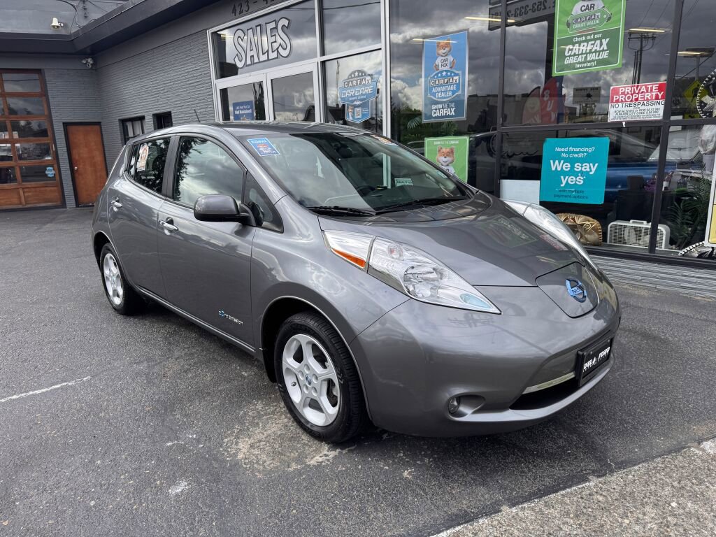 Used 2015 Nissan Leaf S w/ Charge Package image 3
