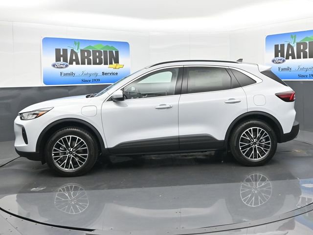New 2025 Ford Escape SE image 2