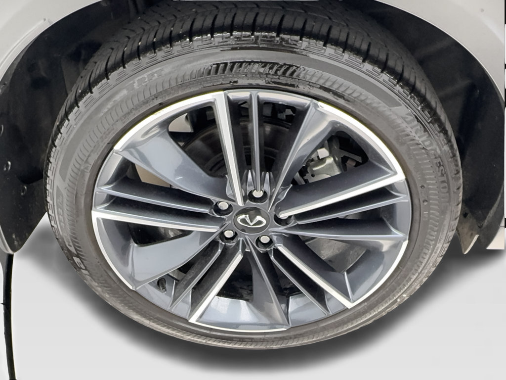 Used 2025 INFINITI QX50 Sport AWD/4WD image 17