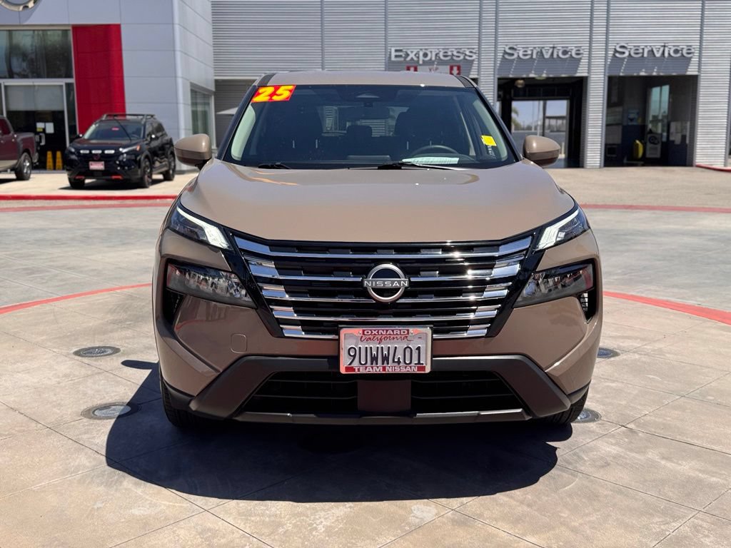 Certified 2025 Nissan Rogue SV AWD/4WD video 3