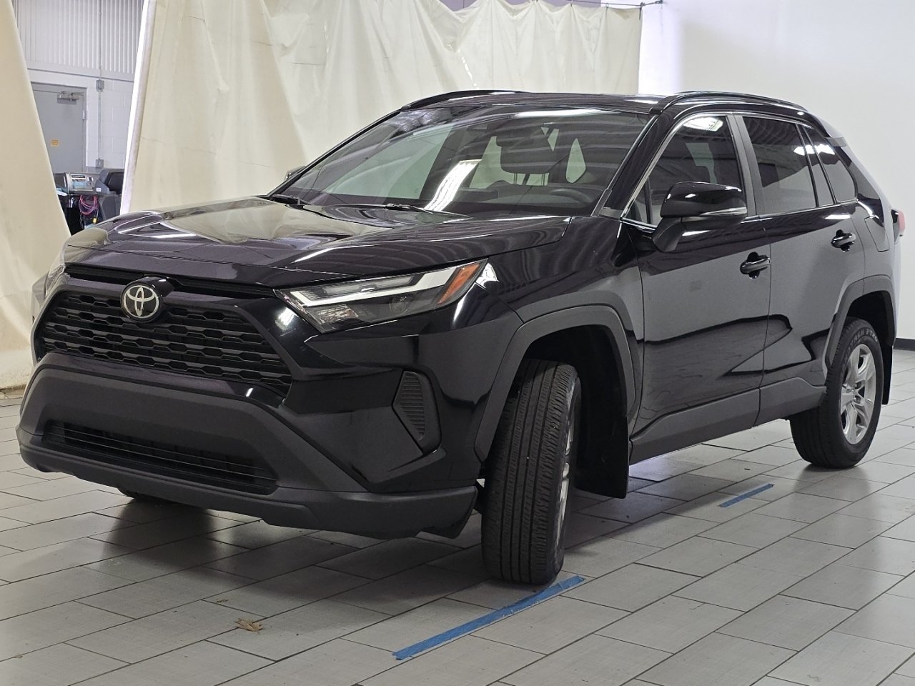 Certified 2024 Toyota RAV4 XLE w/ Convenience Package FWD image 12