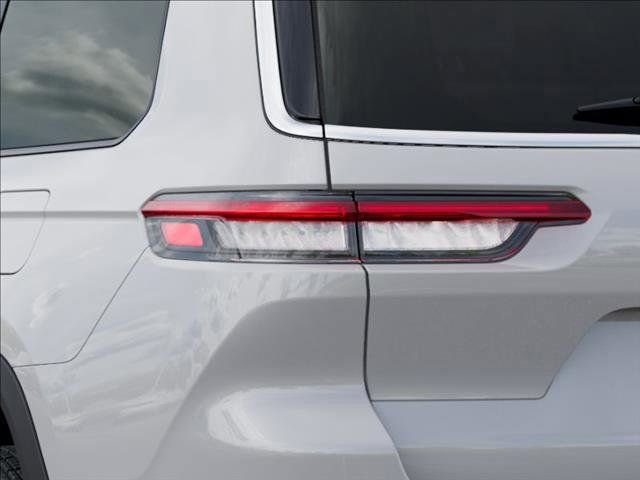New 2026 Jeep Grand Cherokee L Laredo RWD image 9