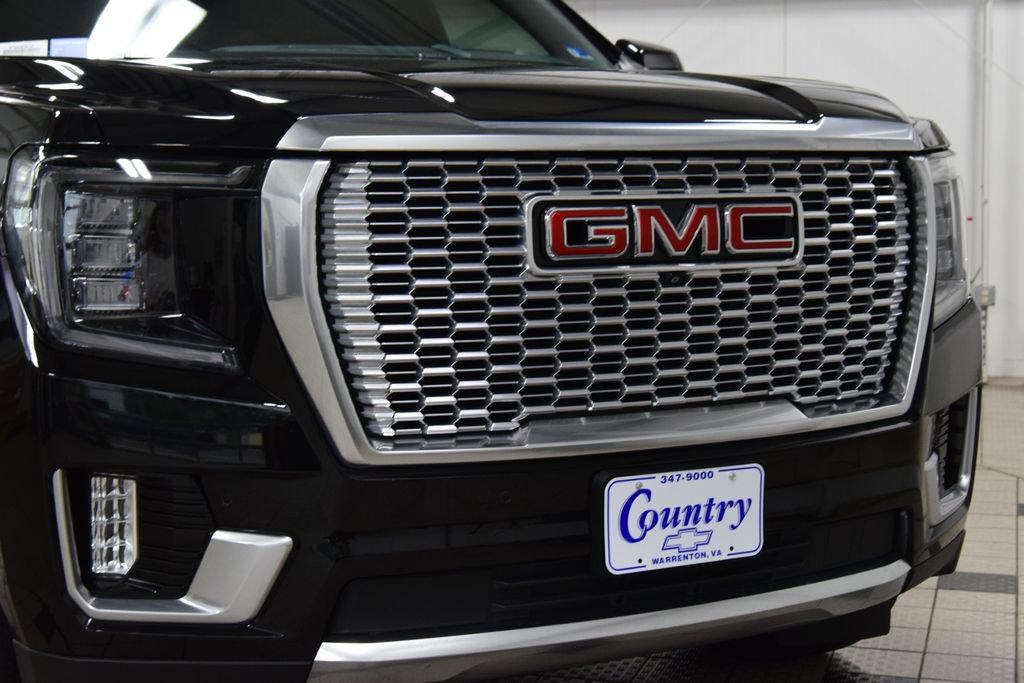 Used 2024 GMC Yukon XL Denali AWD/4WD image 13