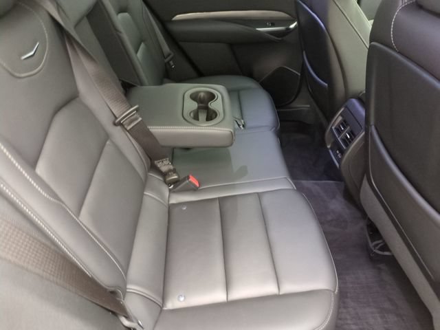 Certified 2024 Cadillac XT4 Premium Luxury w/ LPO, Floor Liner Package AWD/4WD image 23