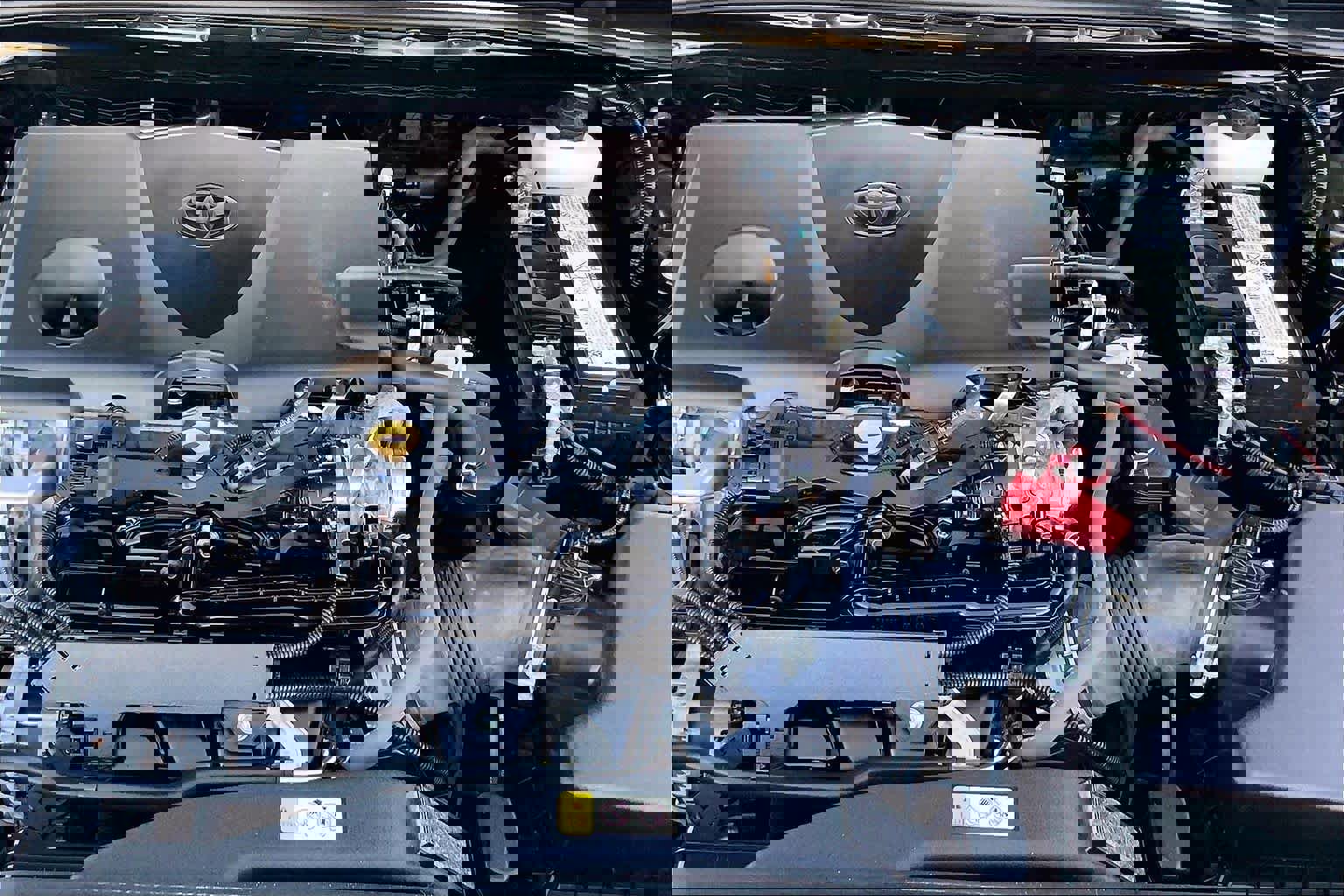 Used 2024 Toyota Camry SE image 30