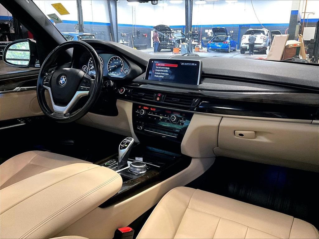Used 2018 BMW X5 xDrive35i AWD/4WD image 14