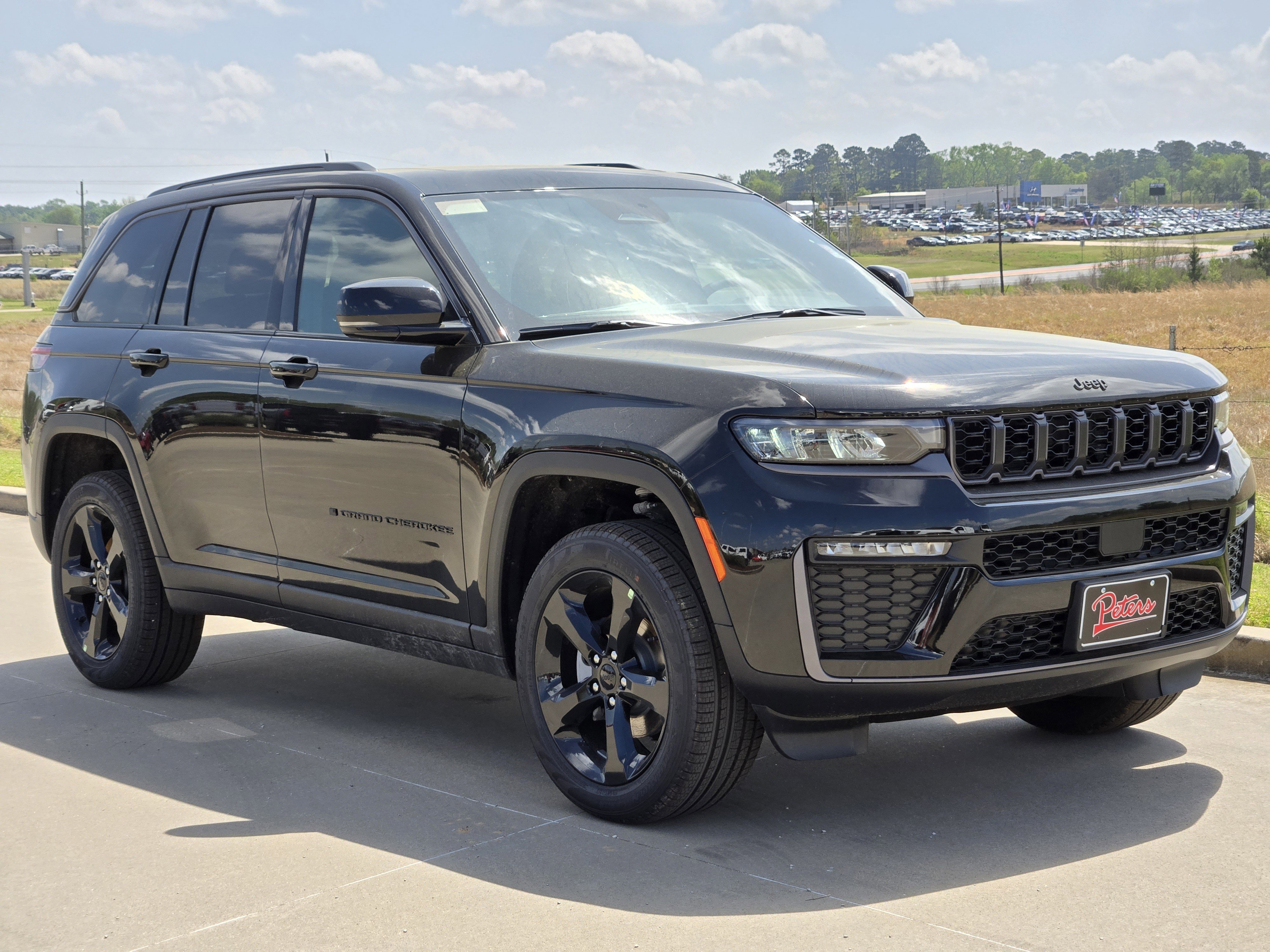 New 2026 Jeep Grand Cherokee Limited w/ Limited Altitude Package