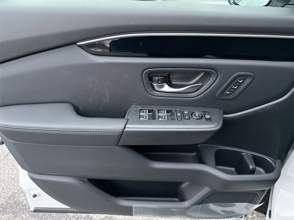 New 2025 Honda Pilot EX-L image 15