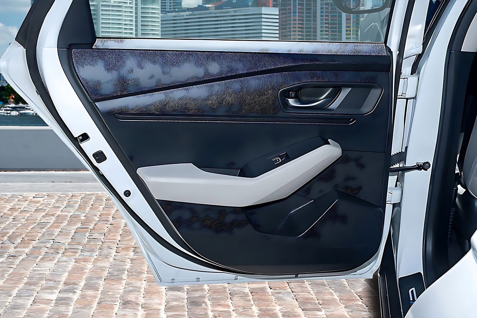 Certified 2023 Honda Accord EX image 12