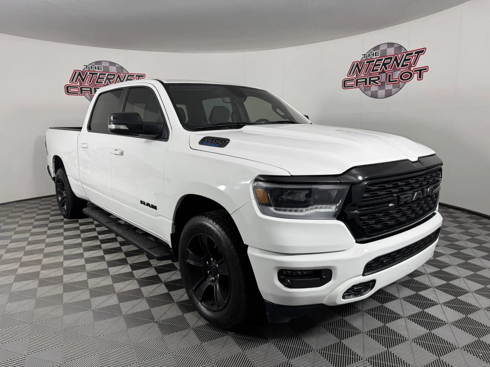 Used 2022 RAM 1500 Big Horn AWD/4WD image 9