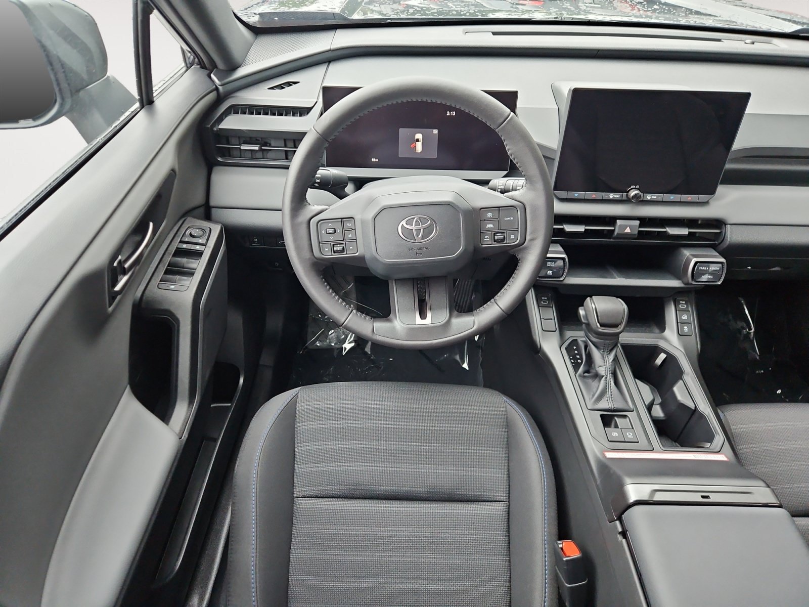 Used 2026 Toyota RAV4 SE w/ Convenience Package AWD/4WD image 10