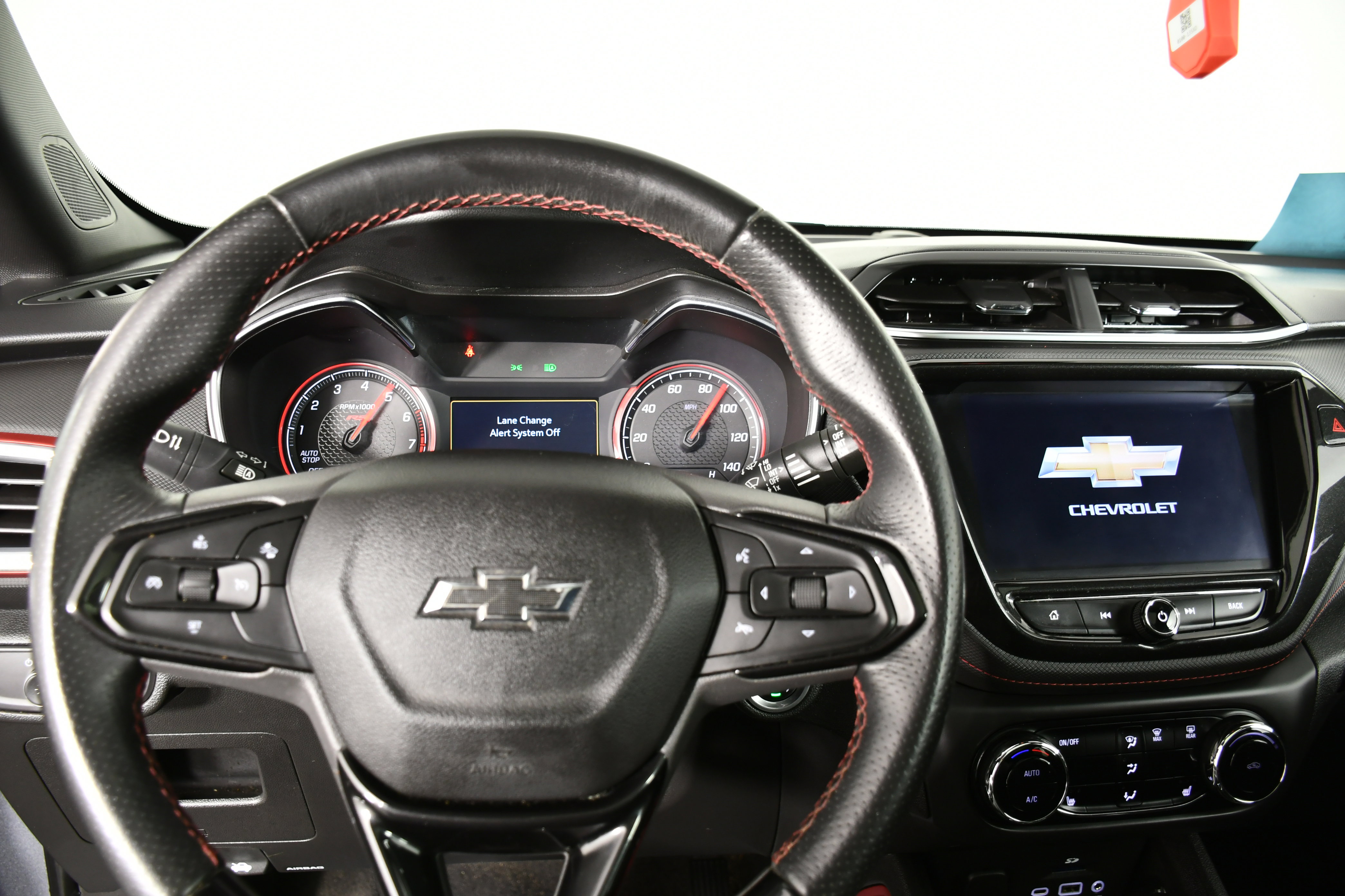 Used 2021 Chevrolet TrailBlazer RS w/ Sun and Liftgate Package image 16