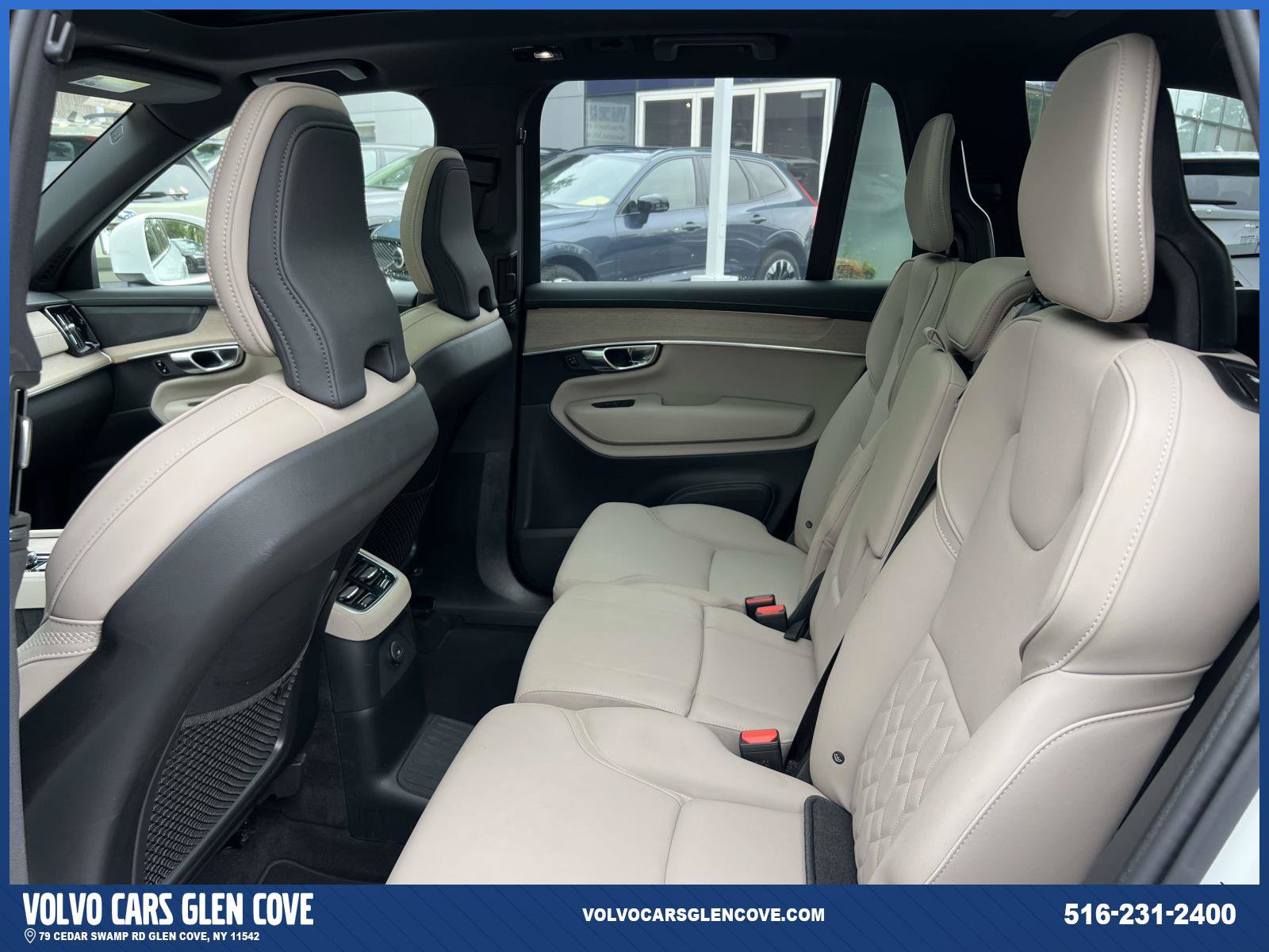 Certified 2025 Volvo XC90 T8 Plus AWD/4WD image 10