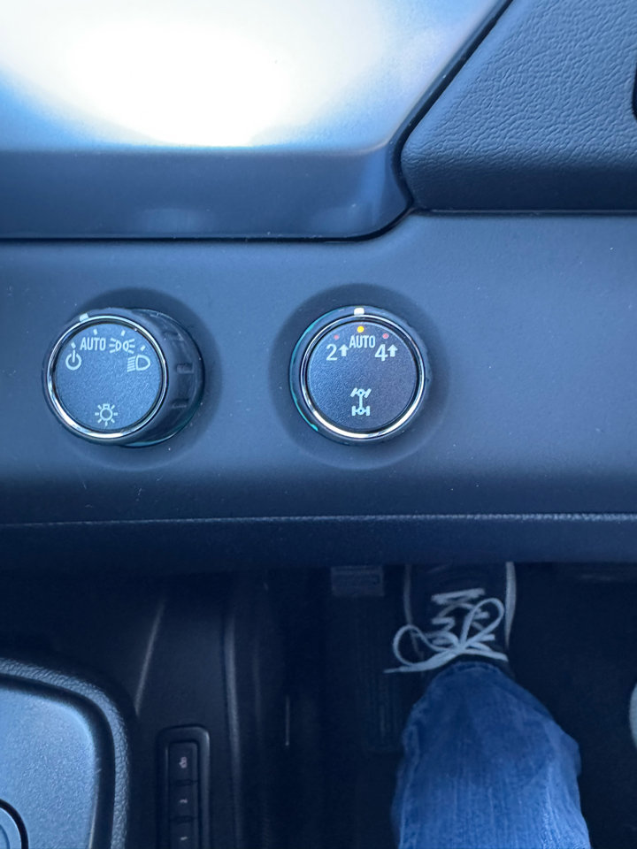 Used 2020 Chevrolet Tahoe LT image 16